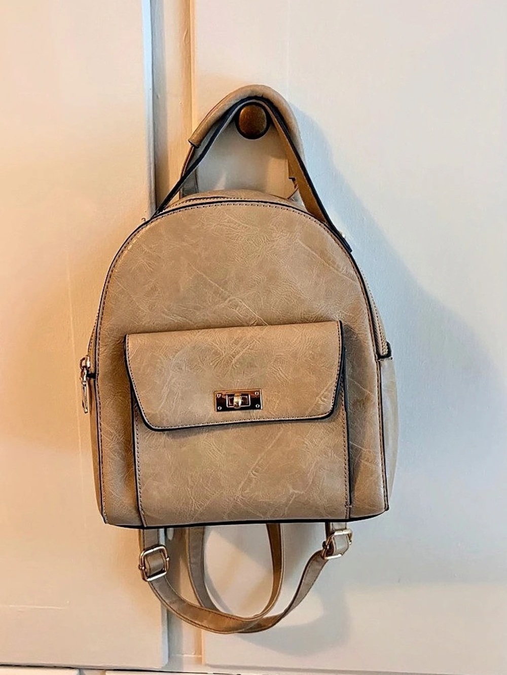 Alviero Martini 1ᴬ Classe Geo Classic Medium Backpack Gray Backpack Like New